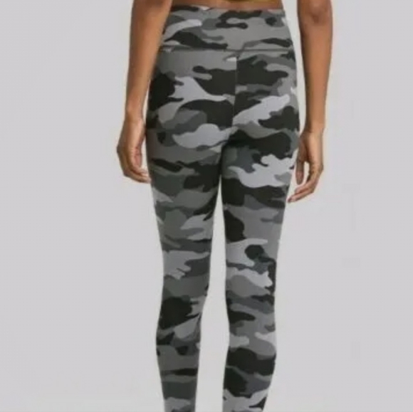 Wild Fable High Waisted Classic Leggings Gray Camo - Picture 6 of 7